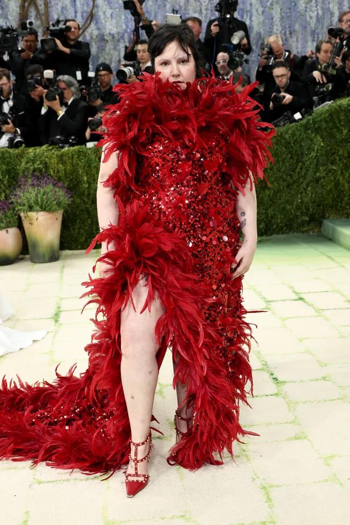 Lena Dunham con Valentino.