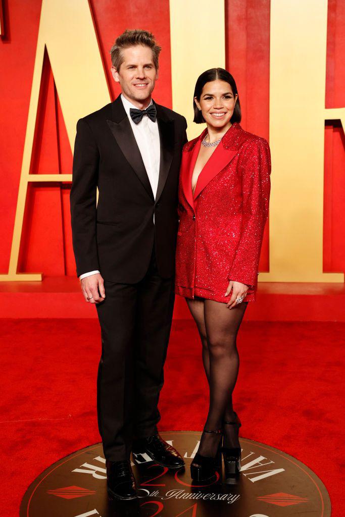 Ryan Piers Williams y América Ferrera.