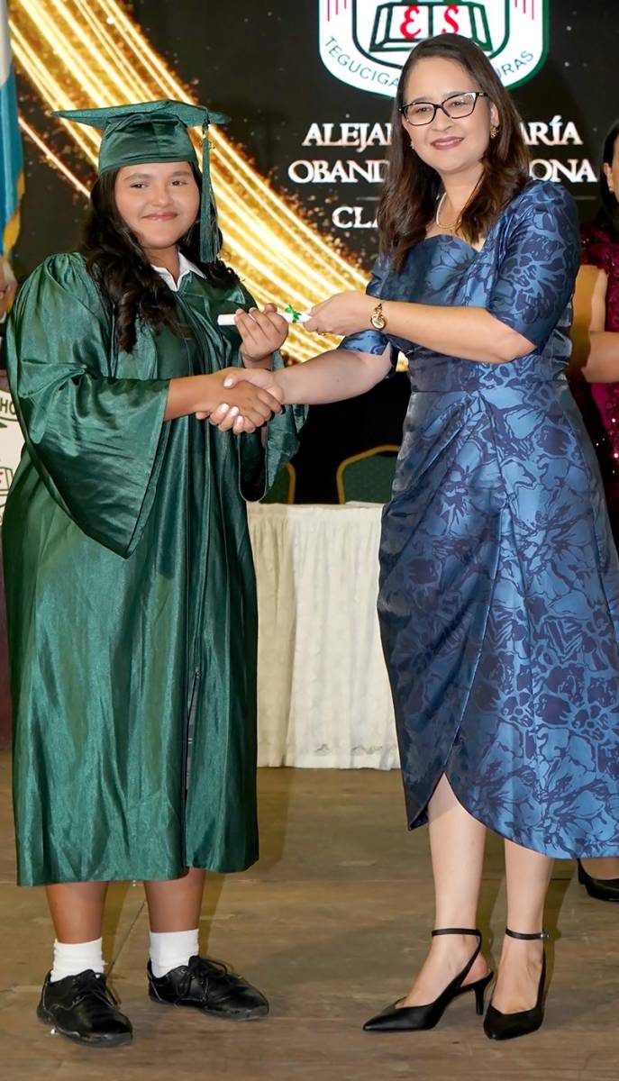 Graduación de los seniors 2024 de Elvel School