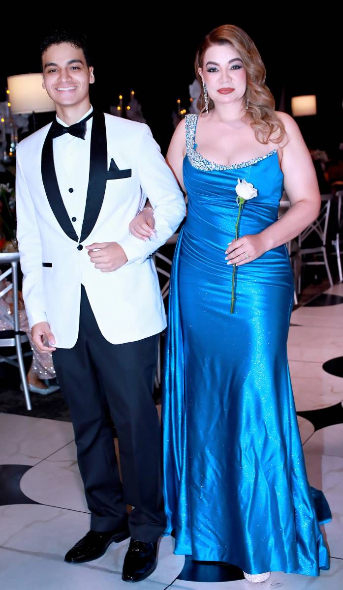 Jafet Vargas y su madre Xiomara Gómez. 