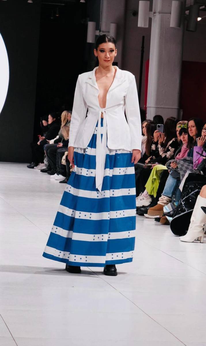 Para Moreira, mostrar su trabajo en un escenario internacional como la Semana de la Moda de Nueva York es un sueño hecho realidad. Más allá de su éxito personal, ve esta oportunidad como una forma de exponer la diversidad cultural de Honduras y su comunidad garífuna al mundo.