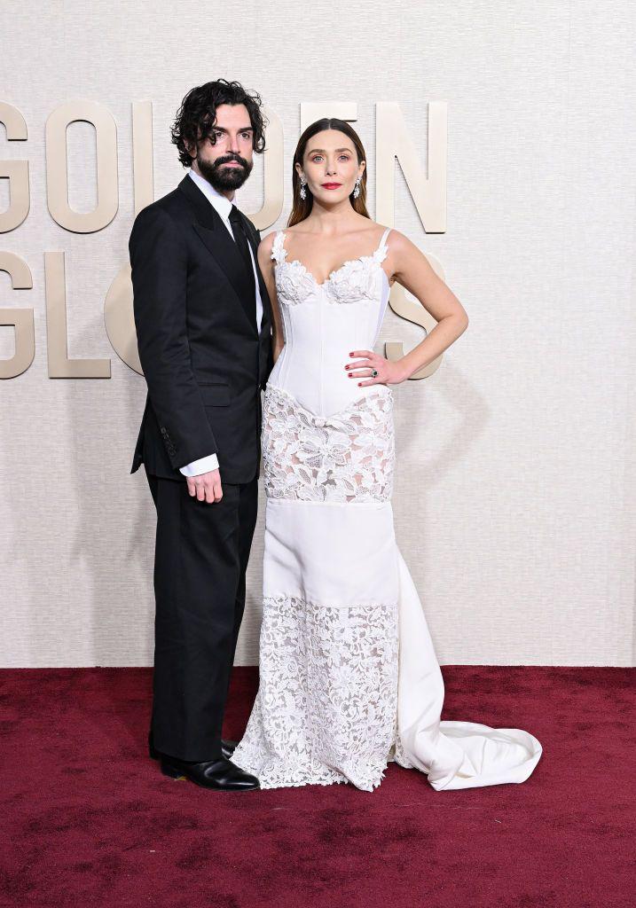 Robbie Arnett y Elizabeth Olsen. 