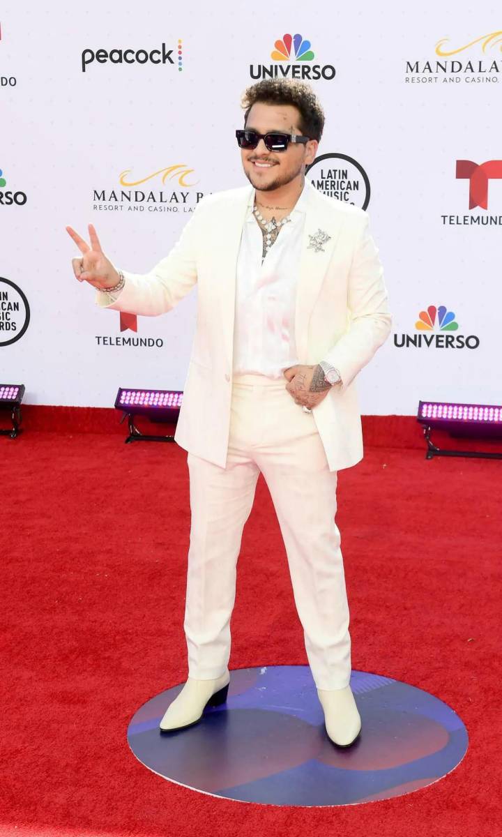 Christian Nodal.