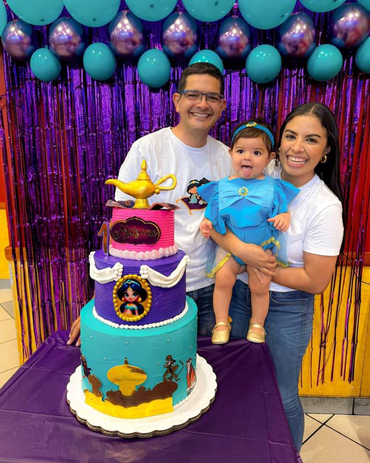 Ellos dos son mi norte para no rendirme y enseñarle a mi hija que uno puede lograr todo lo que nos proponemos. Quiero criar a una mujer valiente, fuerte, soñadora y luchadora, dice Paola, refiriéndose a su esposo y a su hija