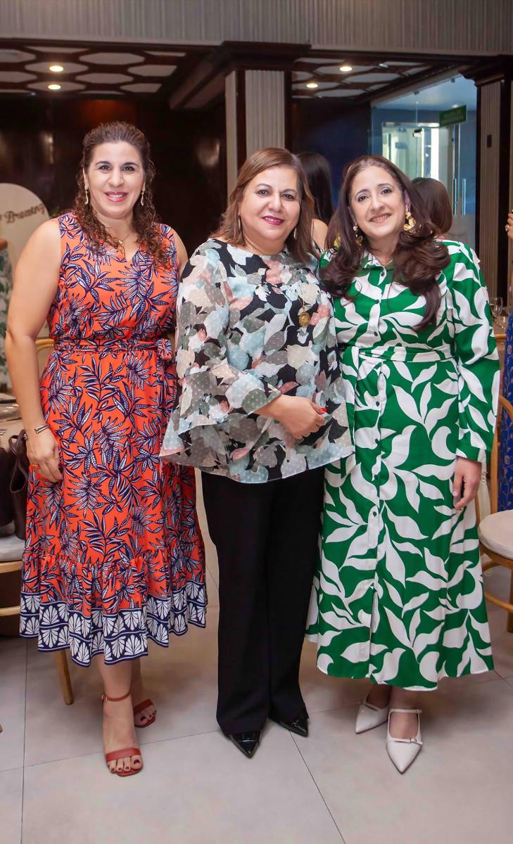 Catherine Handal, Liset Aude y Nancy Musleh.