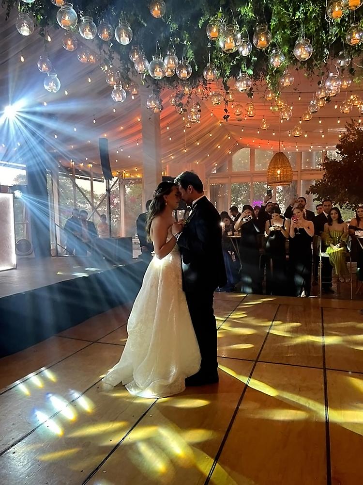 Jorge Quin y Ariana Torres unen sus vidas en matrimonio