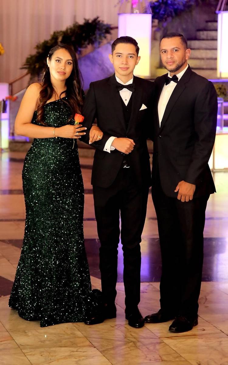 Marie Gómez, José e Isaias Calix