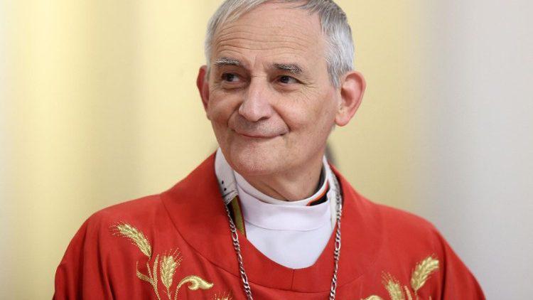 <b>Cardenal Matteo Zuppi</b>Arzobispo de Bolonia, Italia, Zuppi es reconocido por su sensibilidad social y su compromiso con las comunidades pobres. A sus 69 años, su enfoque pastoral y su cercanía con las personas lo hacen un candidato notable.