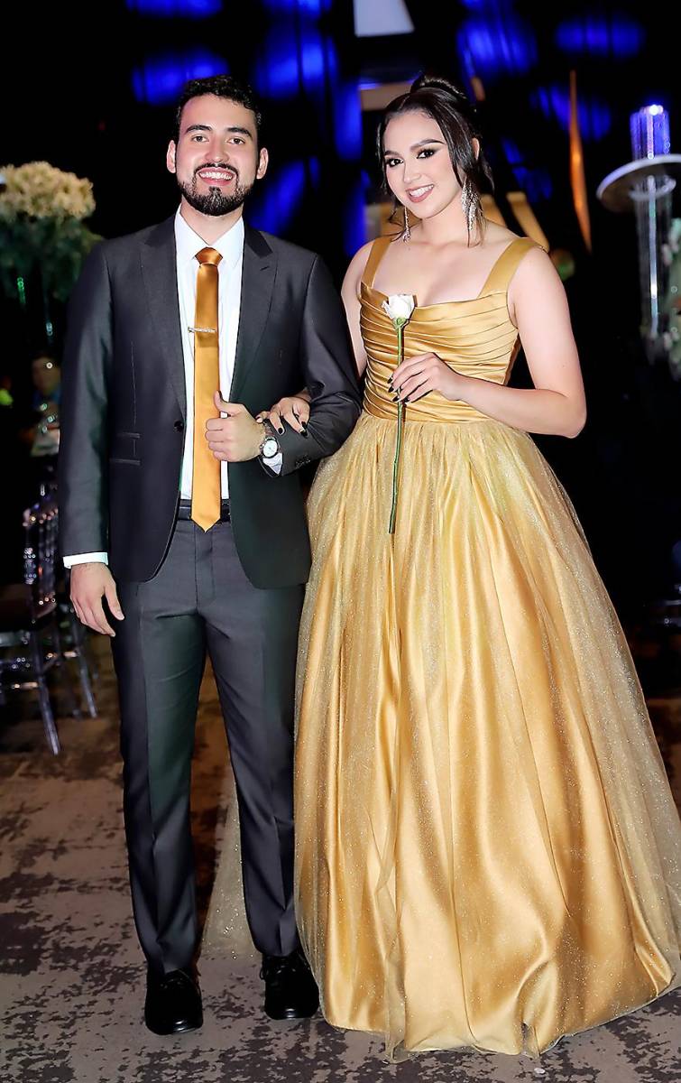 Camila María Rodríguez Fernández con su padre Reynaldo Rodríguez