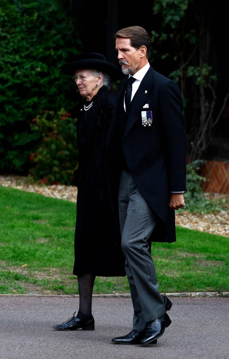 La reina Margarita II de Dinamarca y Pavlos, príncipe de Grecia . (Photo by Jeff J Mitchell / POOL / AFP)