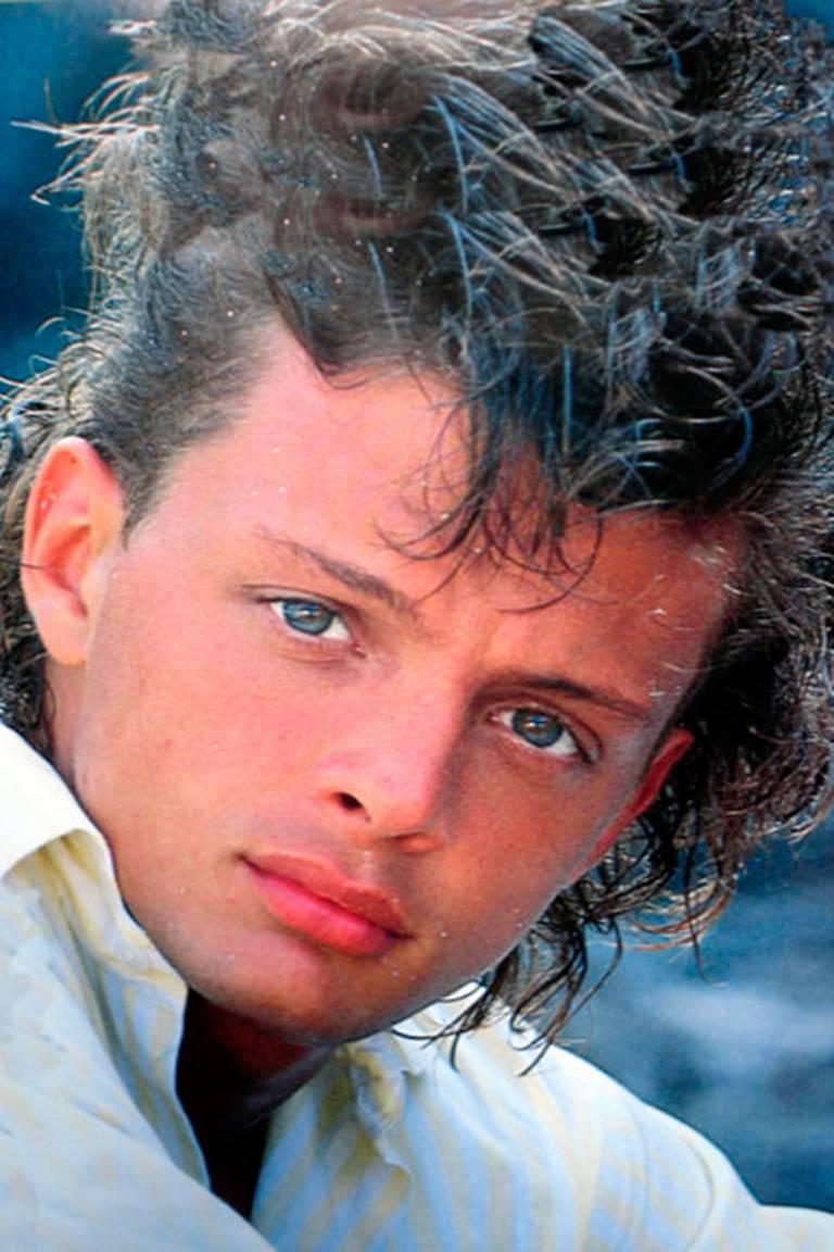 Luis Miguel: El cambio físico del cantante con los años