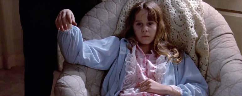 <b>Linda Blair en The exorcist</b>Considerada una las de películas más aterradora de todos los años, tuvo como protagonista a Linda cuando tenía 13 años. Aunque muchas personas de la época aseguraron que la actriz había quedado con secuelas psicológicas por el tipo de escenas, Blaid lo ha desmentido, asegurando que su adolescencia fue normal.