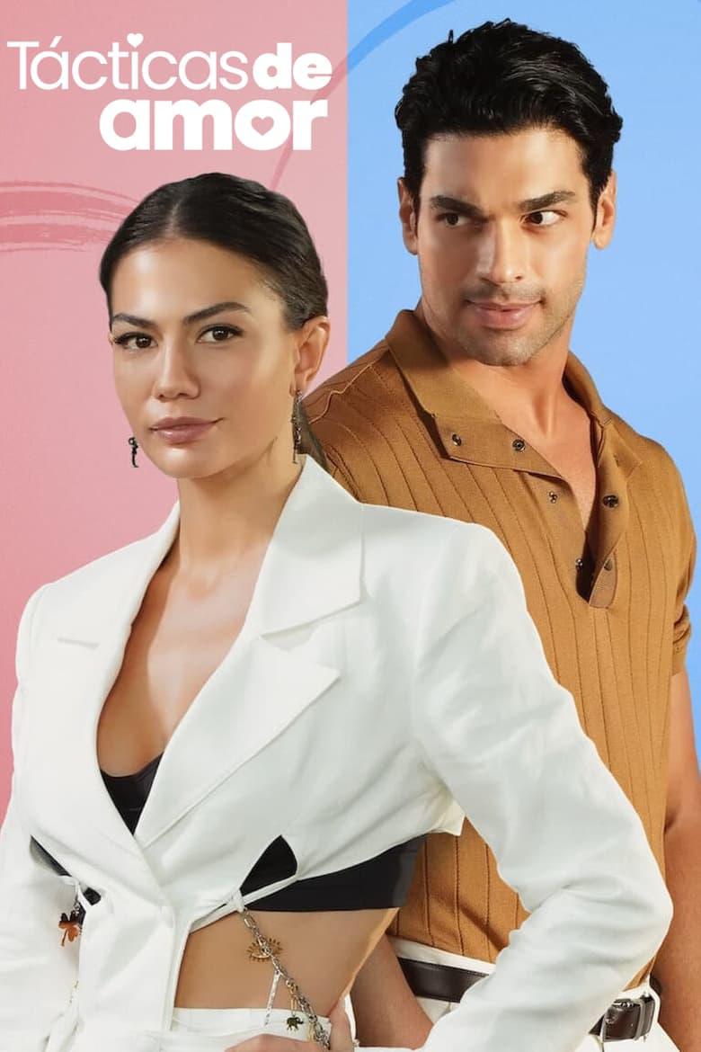 <b>Tácticas de amor:</b> Ella es una bloguera de moda que no cree en el amor. él es un mujeriego con problemas de apego. Les espera una escena romántica en un aeropuerto. Está protagonizada por Demet Özdemir y Sükrü Özylidiz, puedes verla en Netflix. 