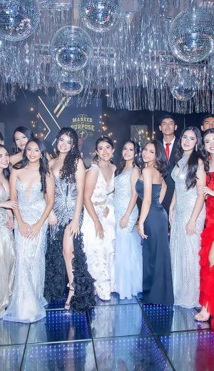 La generación 2026 de Ágape Christian Academy celebró su esperada cena de gala, para celebrar el cierre de su último año escolar. Los jóvenes se mantuvieron unidos en su última momento juntos. Aquí te dejamos todas las fotos de esta noche especial.