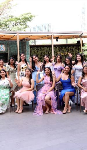 Los seniors 2026 de England School se reunieron en el Hotel InterContinental para celebrar un brunch especial. Elegantes y llenos de entusiasmo, los estudiantes llegaron listos para compartir risas, tomarse fotografías y disfrutar de la compañía de sus amigos, creando recuerdos inolvidables antes de cerrar esta etapa de su vida escolar.