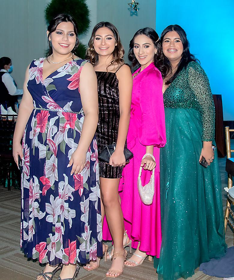 Michelle López, Iris Aguilar, Giovanna Pereira y Diana Duarte.