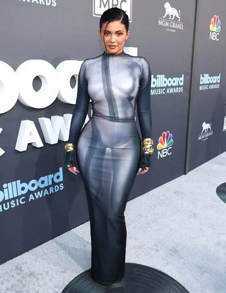 Kylie Jenner en Balmain.