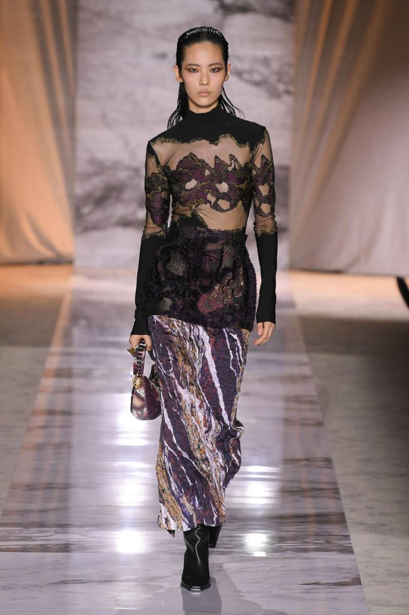 “Marbleous”: la colección Otoño-Invierno 24/25 de Roberto Cavalli