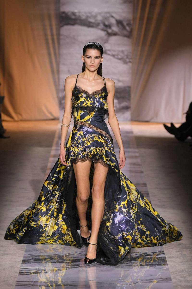 “Marbleous”: la colección Otoño-Invierno 24/25 de Roberto Cavalli
