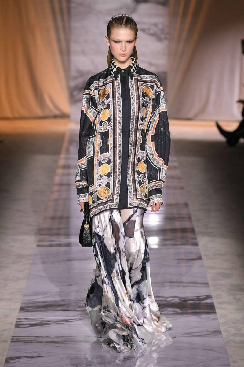 “Marbleous”: la colección Otoño-Invierno 24/25 de Roberto Cavalli