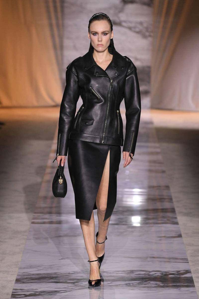 “Marbleous”: la colección Otoño-Invierno 24/25 de Roberto Cavalli