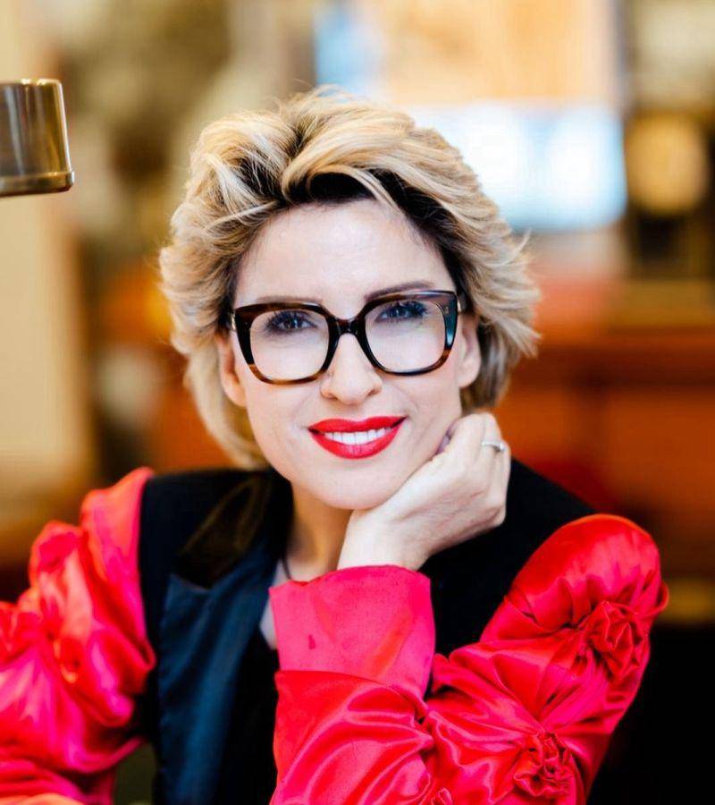 Mirela Sula, psicóloga, periodista y autora, Albania.