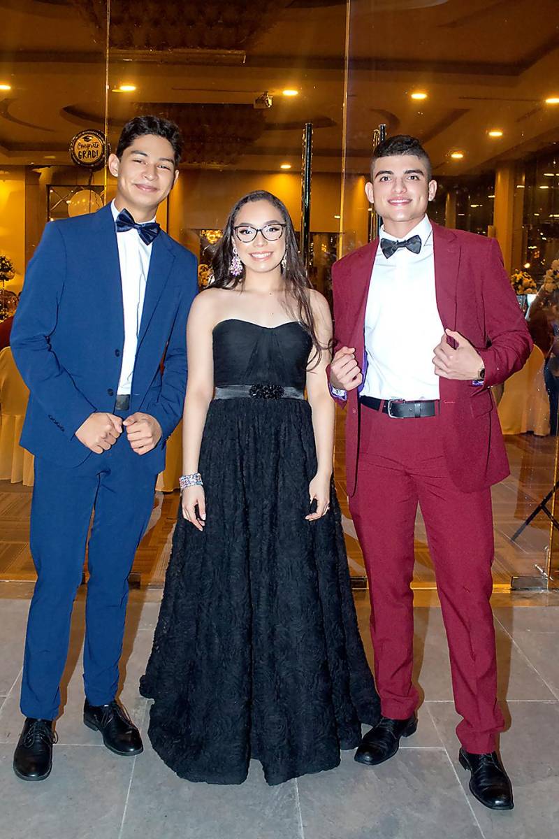 Ricardo Nuñez, Daniela Cabrera y Allan Posada.