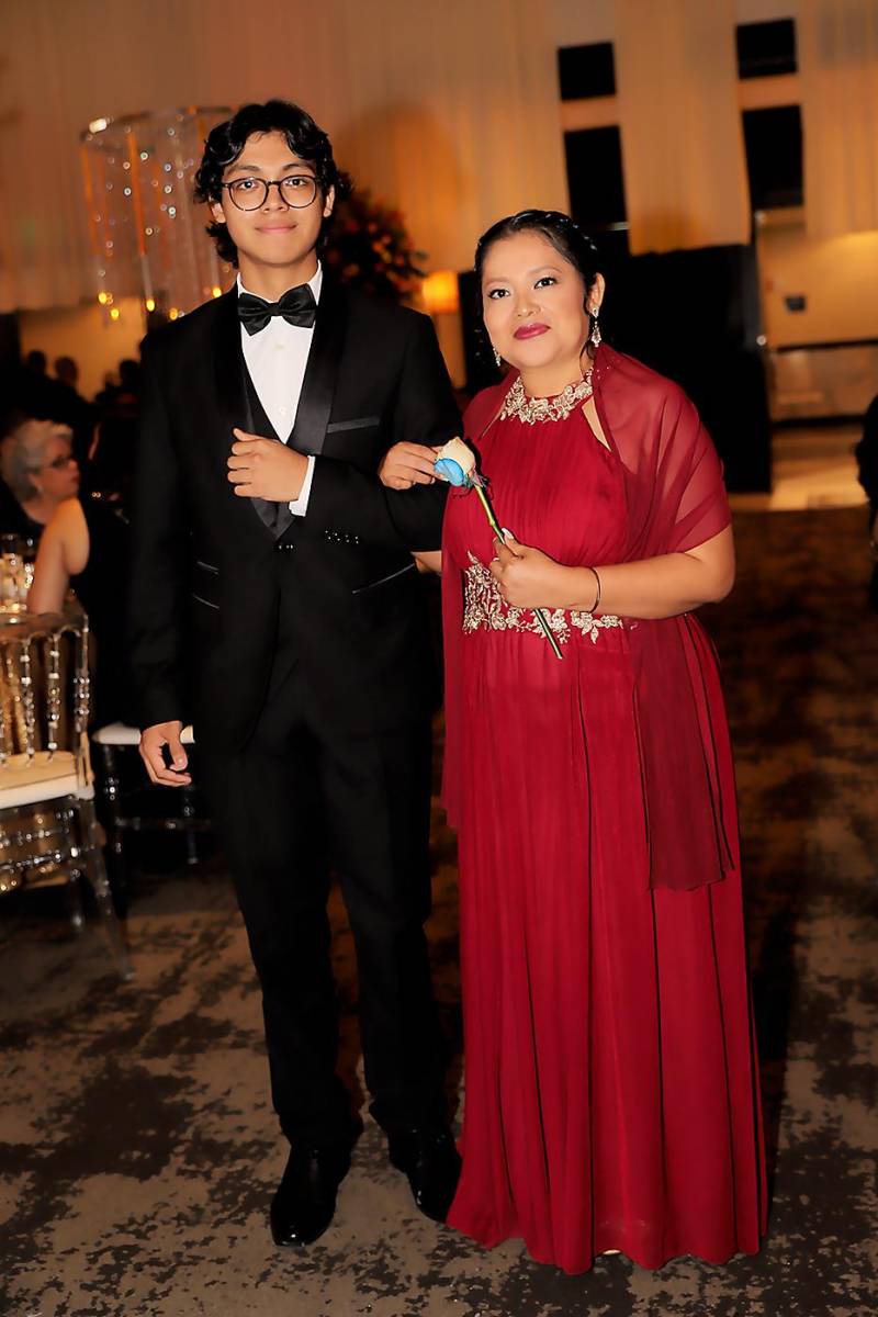 Desfile de Padres e Hijos de la PROM 2023 de La Estancia School
