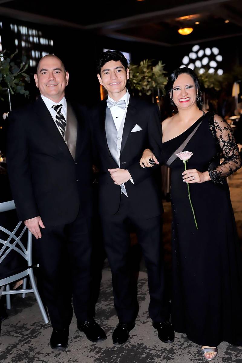 Allen, Gabriel Flores y Ana Vilma Sanchéz.