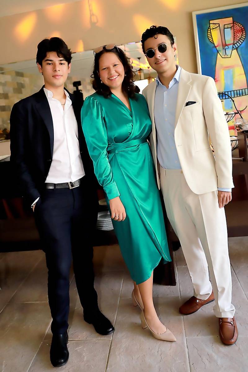 Abraham Zarruk, Natalia Fúnez y Gustavo Álvarez.