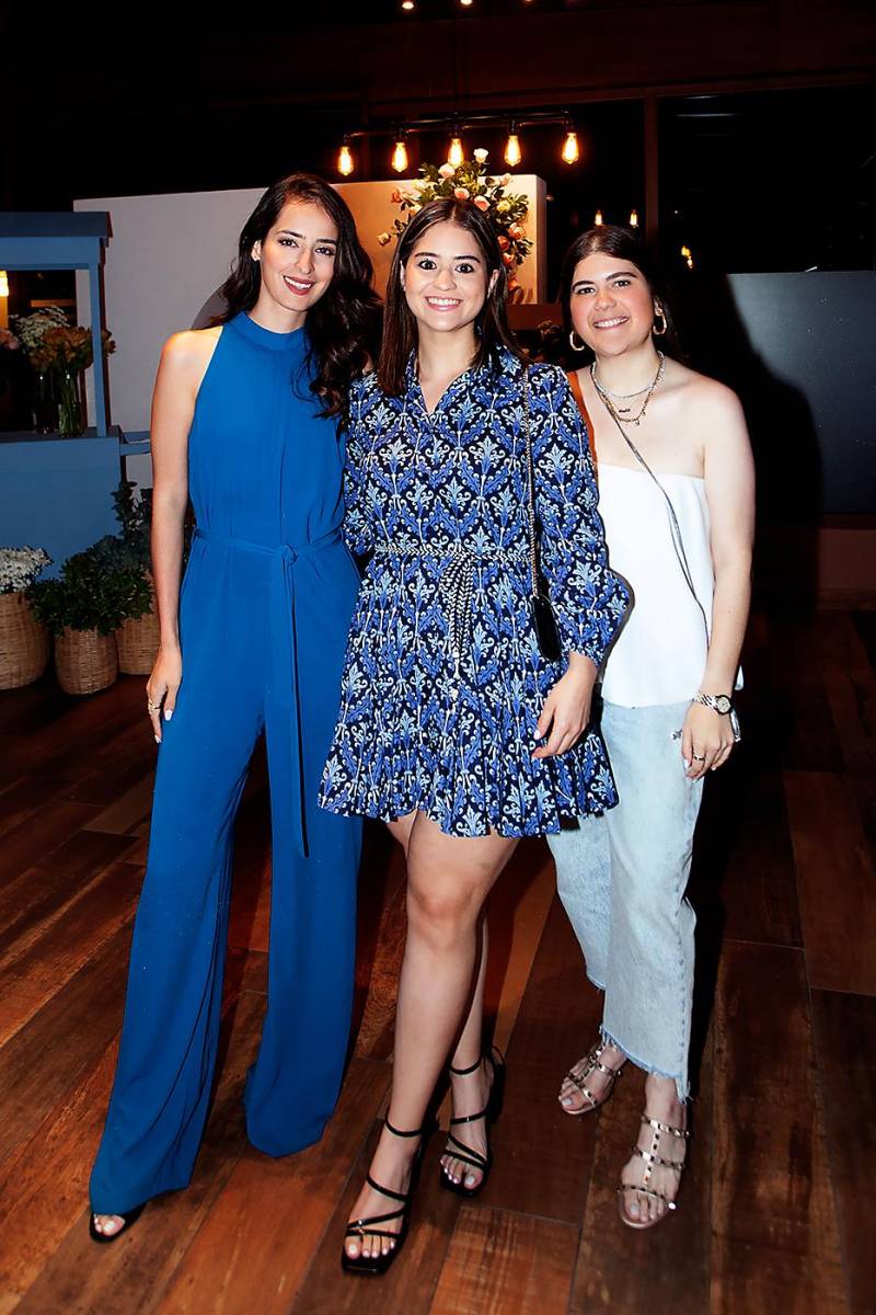 Jamalat Larach, Angélica Navarro y Victoria Garza.