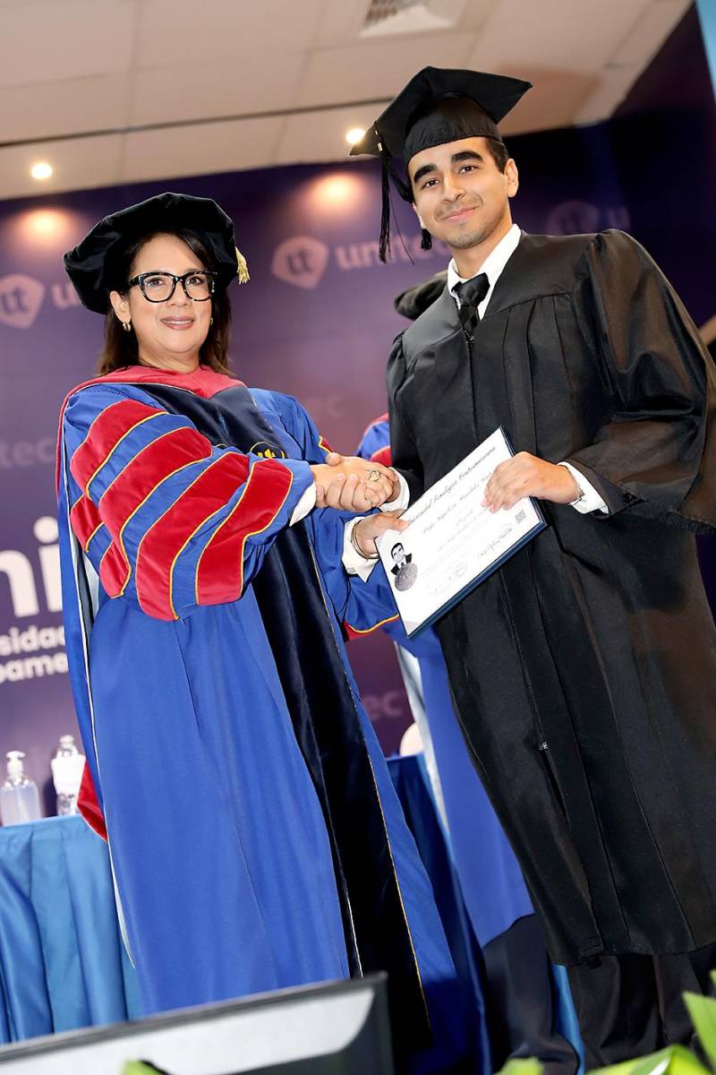 Graduaciones de Pregrado de UNITEC TGU 2025