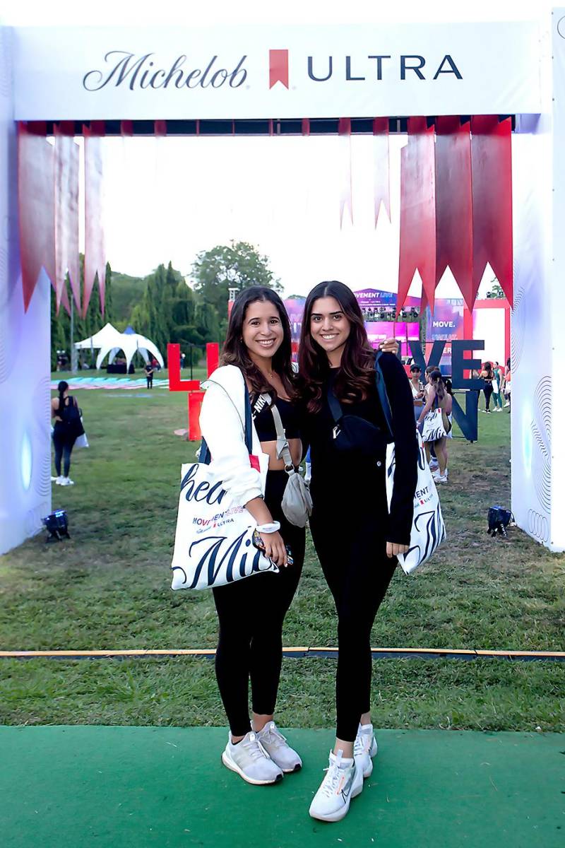 Nicole Aguilar y Krizia Turcios.