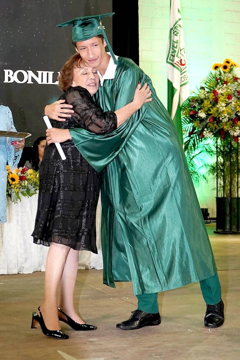 Graduación de los seniors 2024 de Elvel School