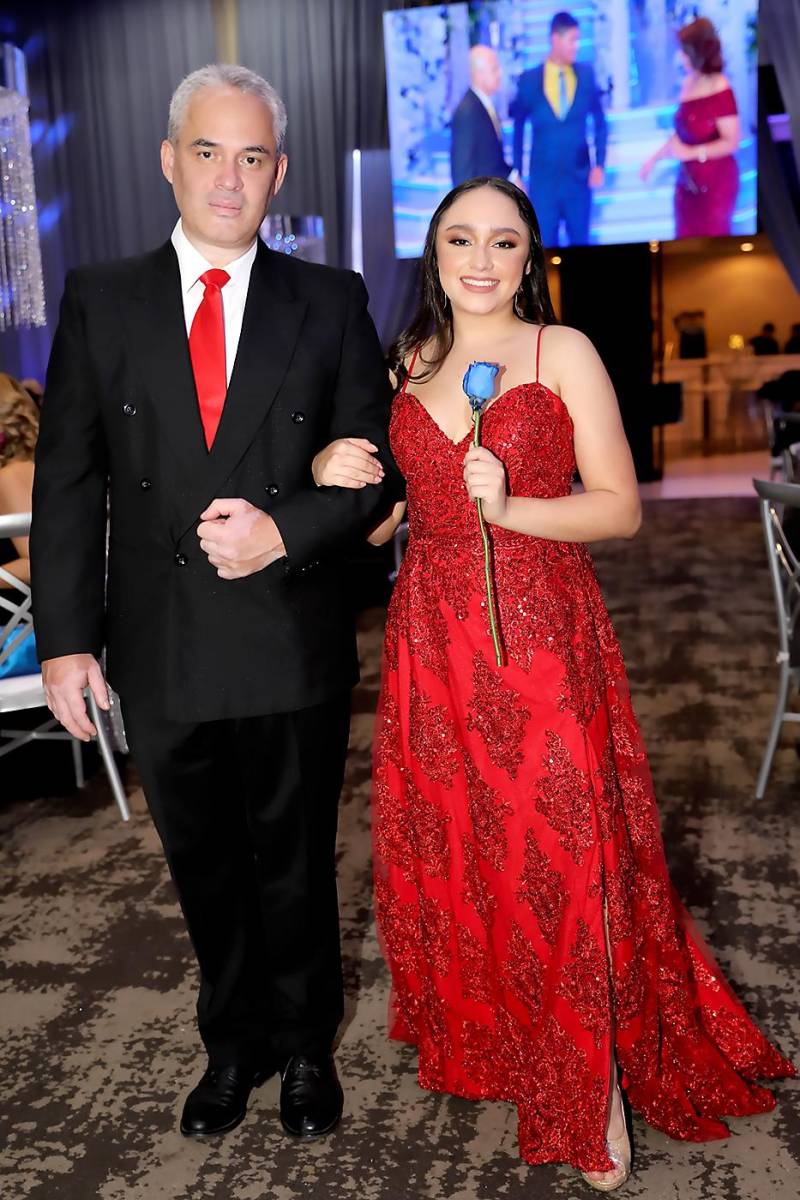 Gustavo Lanza y su hija Adriana Carolina Lanza Hernández 