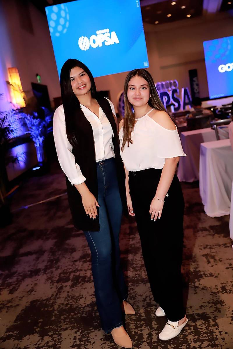 Pamela Gutiérrez y Valeria Ordóñez. 