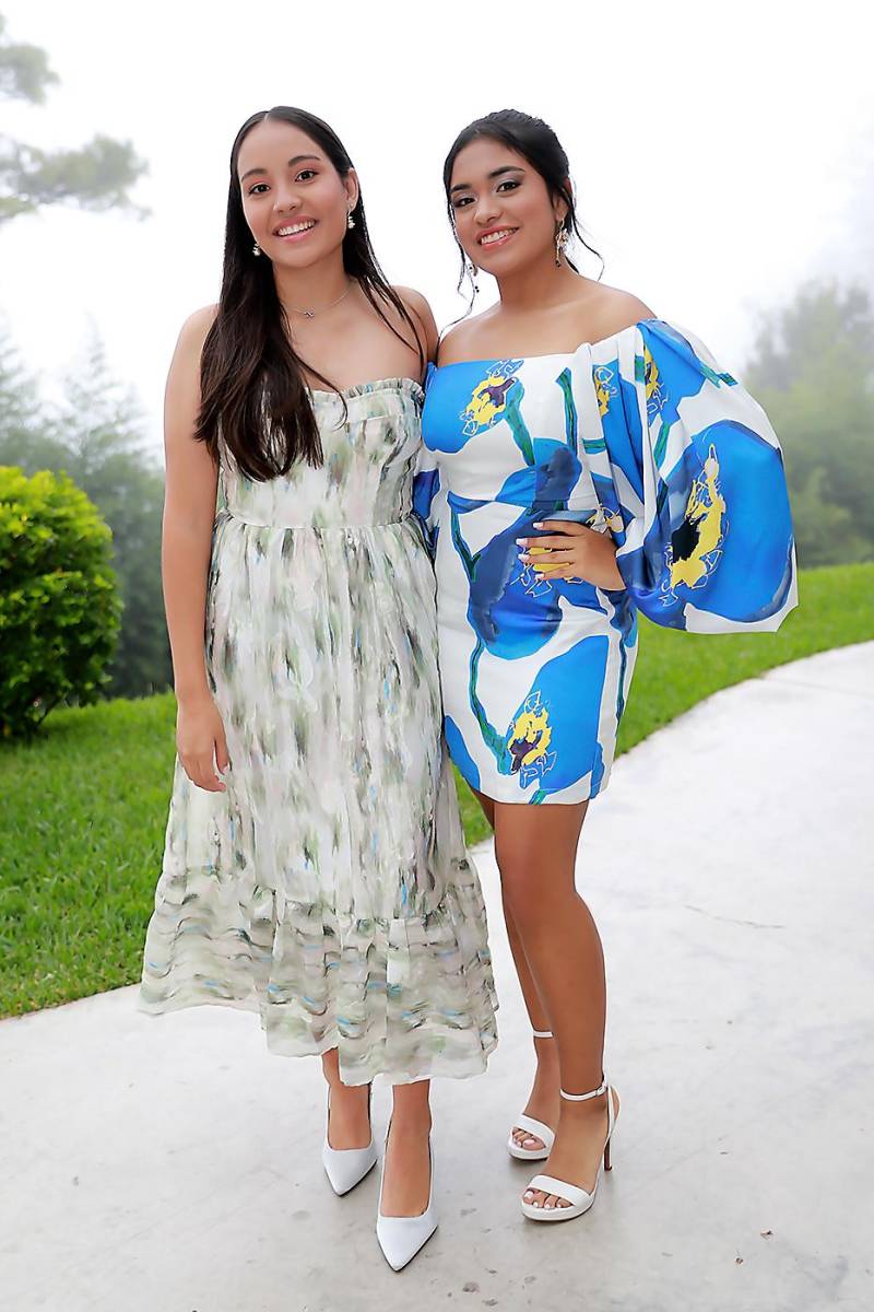 Valeria Moscoso y Lyzzi Canales.