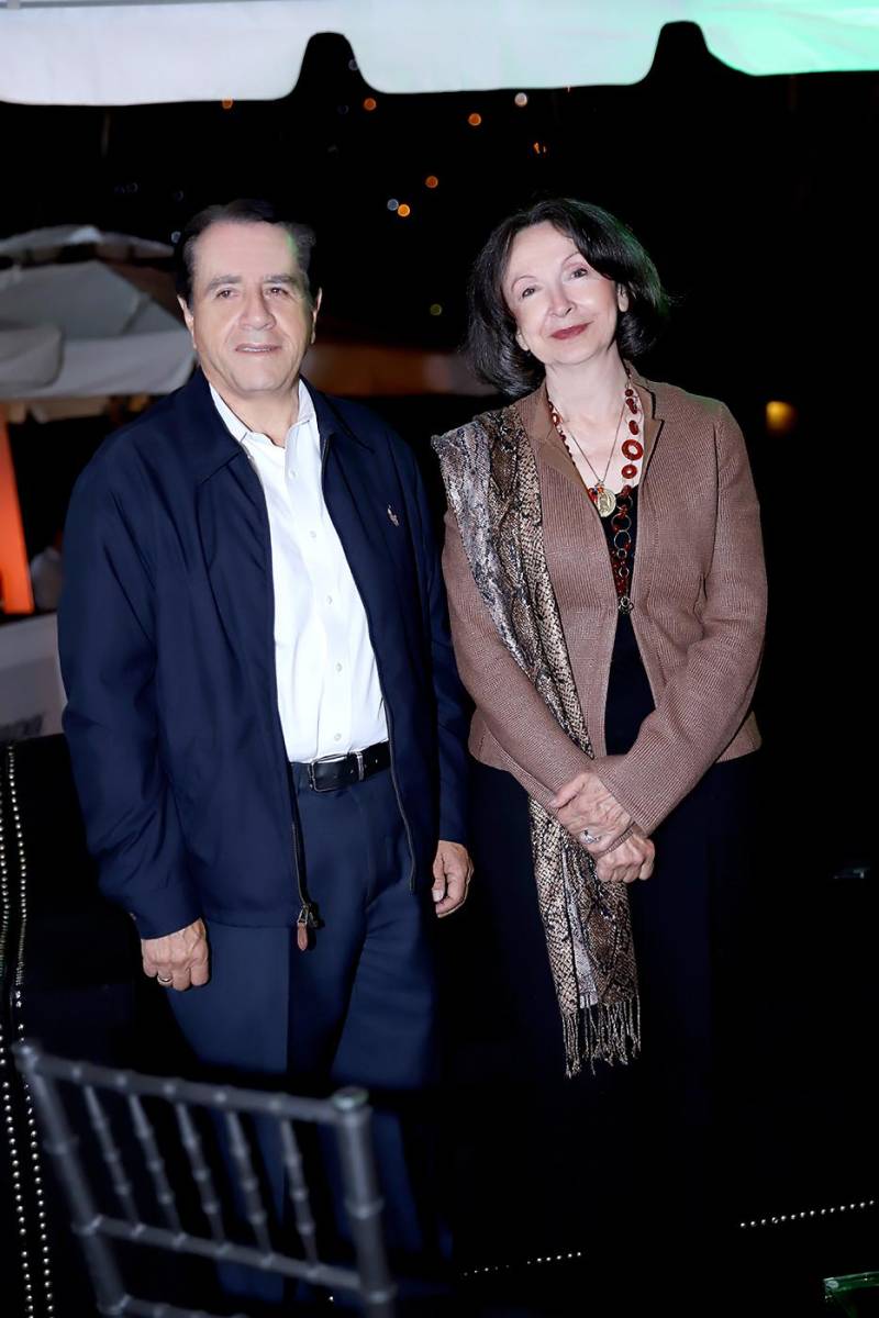 Manuel y Aurora Bueso.