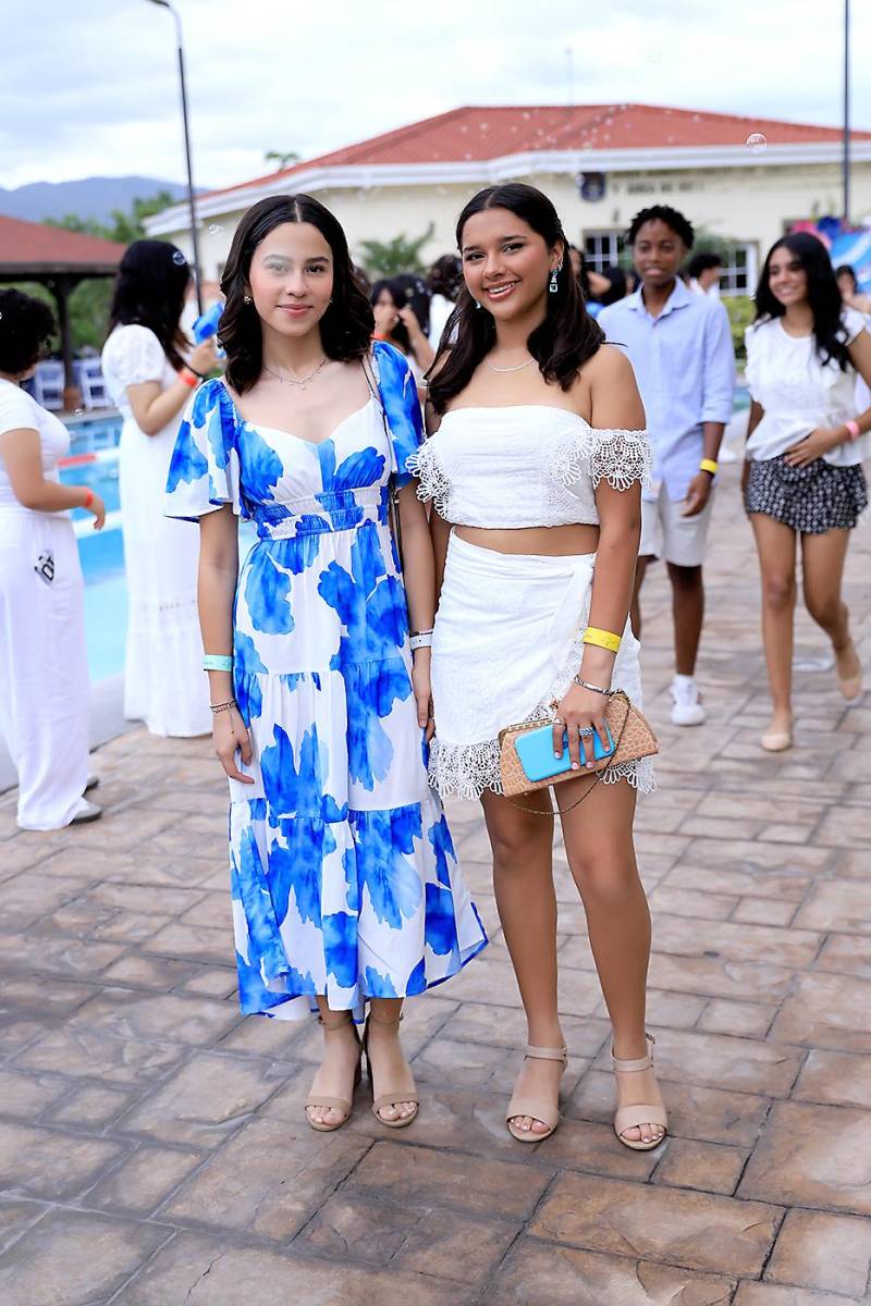 Mariana Ochoa y Lucía Sáenz