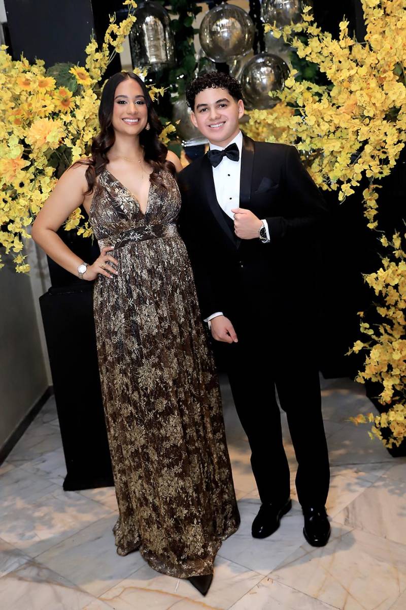 Invitados a la Prom 2025 de Elvel School