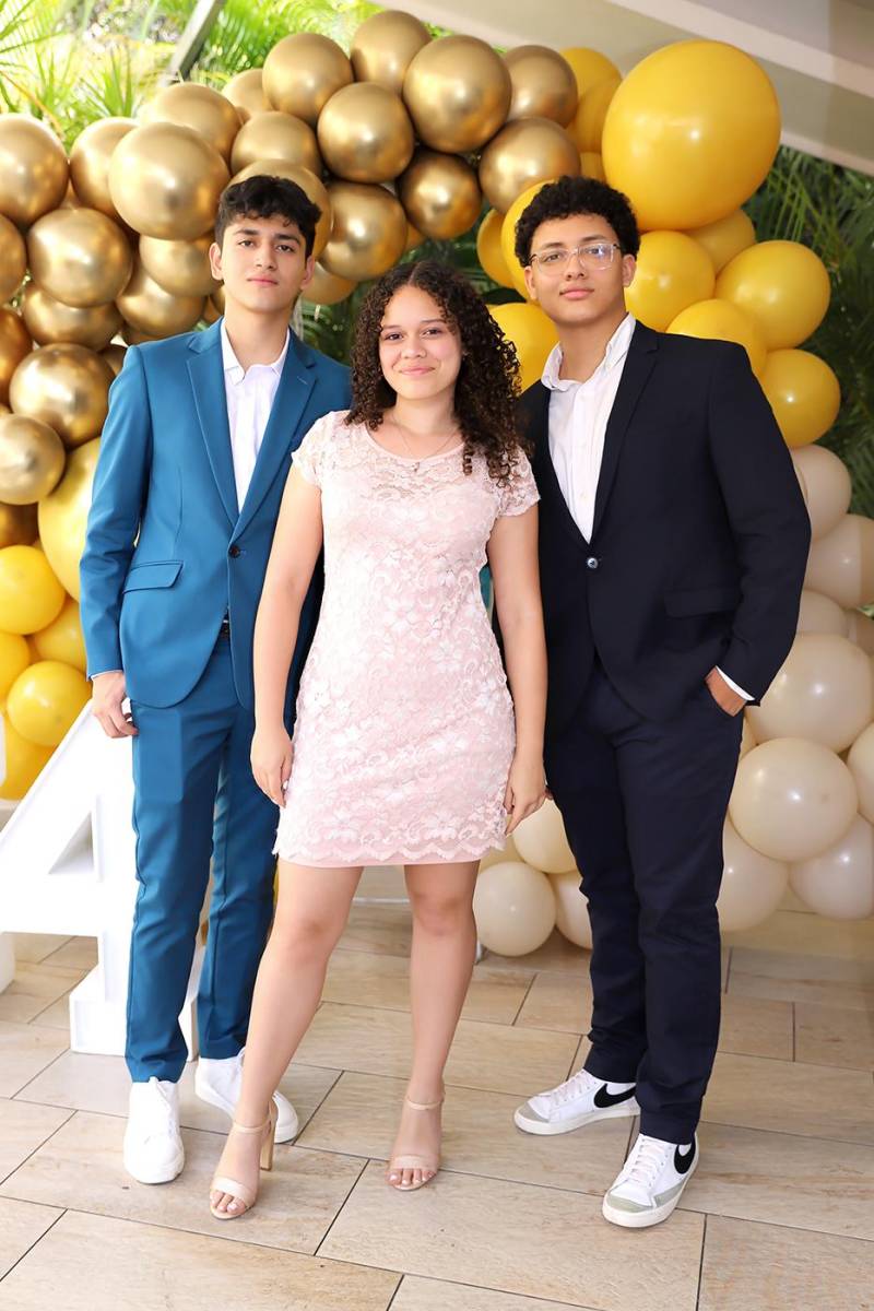 Jorge Valladares, Sofía Álvarez y José Estrada.