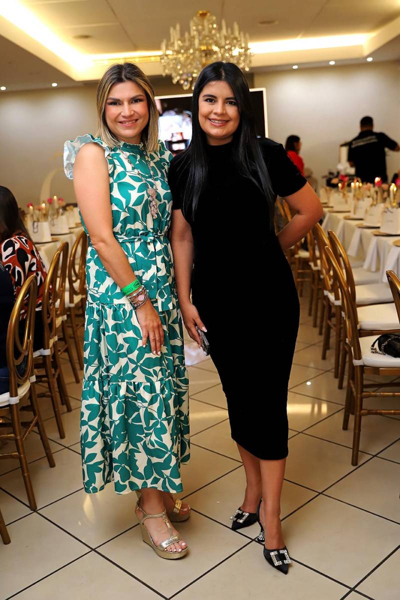 Rosa Montoya y Patricia Argueta