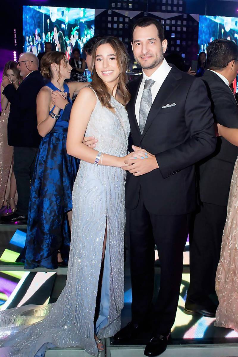  Jorge Novoa y su hija Isabella Novoa.