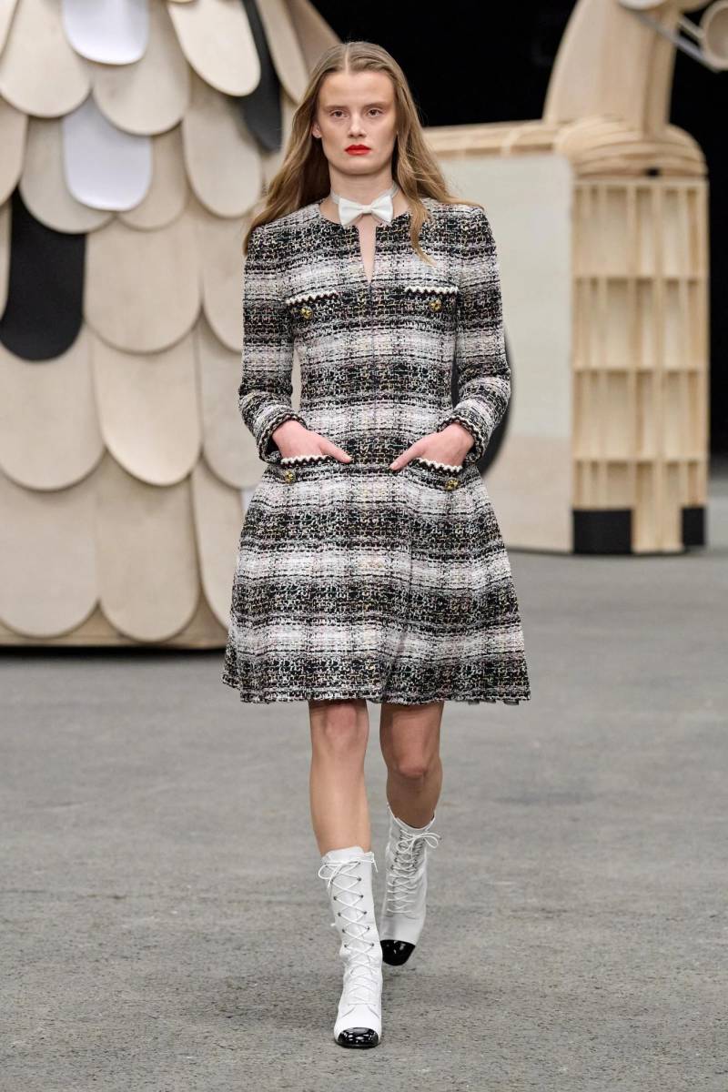 Chanel presenta colección Alta Costura Primavera 2023