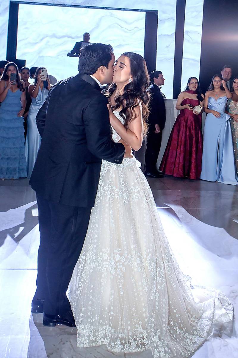 Así fue la boda de Christopher Fuschich y Giovana Handal