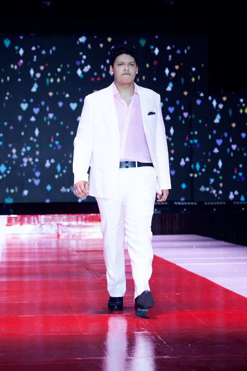 Senior Fashion Show “Ace of Style” de la Escuela Internacional Sampedrana 2025