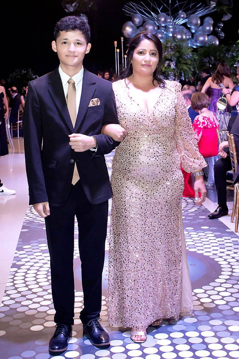 Roberto Zuñiga e Iris de Zuñiga. 