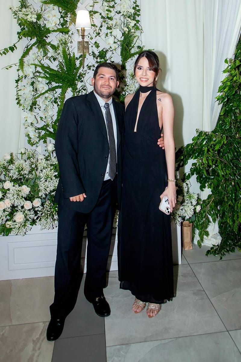 Asistentes a la boda Fuschich Handal.