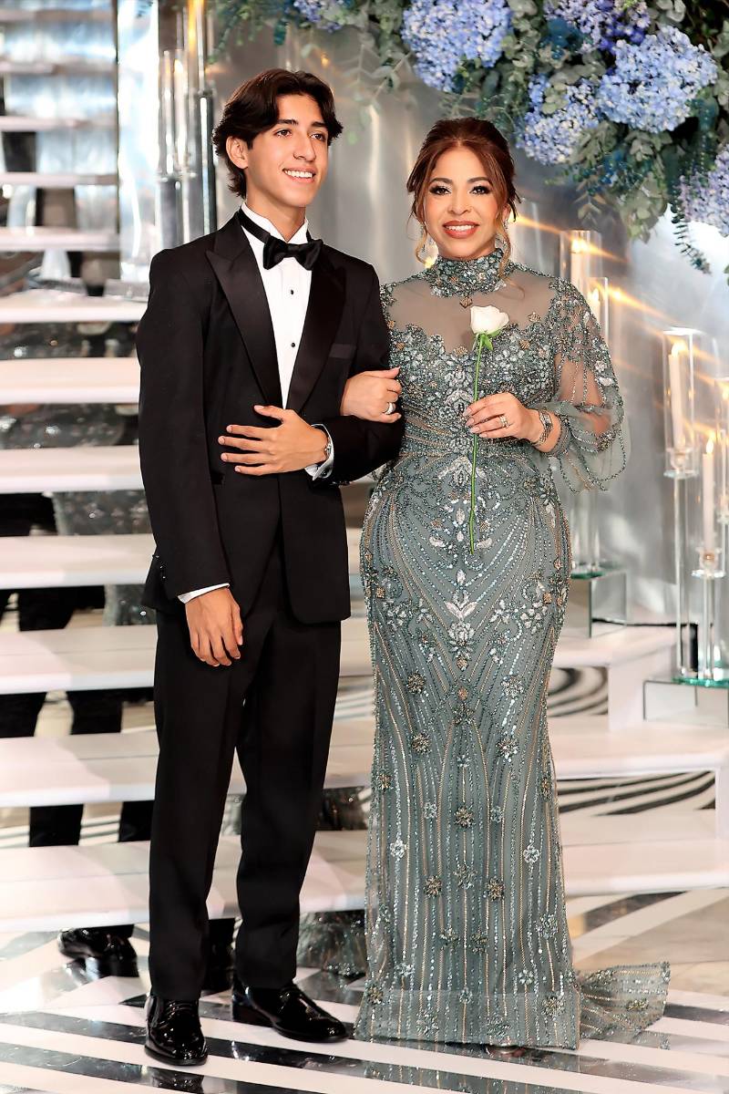 Gabriel Eliam Ávila Aguilar con su madre Cinthya Aguilar 