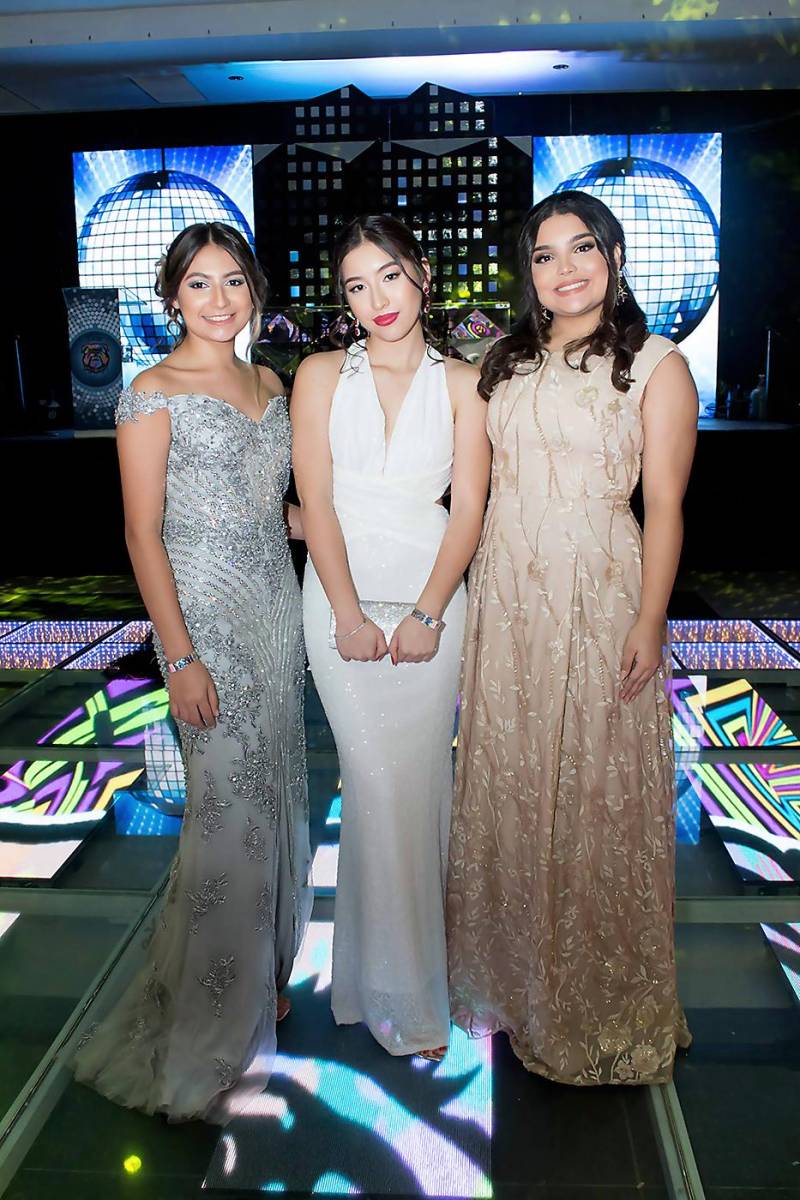 Iris Aguilar, Yuchin Fei y Meayleen Arevalo.